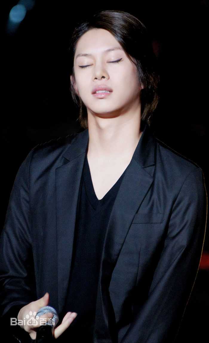 精选金希澈(Kim HeeChul、キム ヒチョル)精彩图册