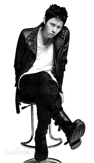 最新金希澈(Kim HeeChul、キム ヒチョル)精彩图册