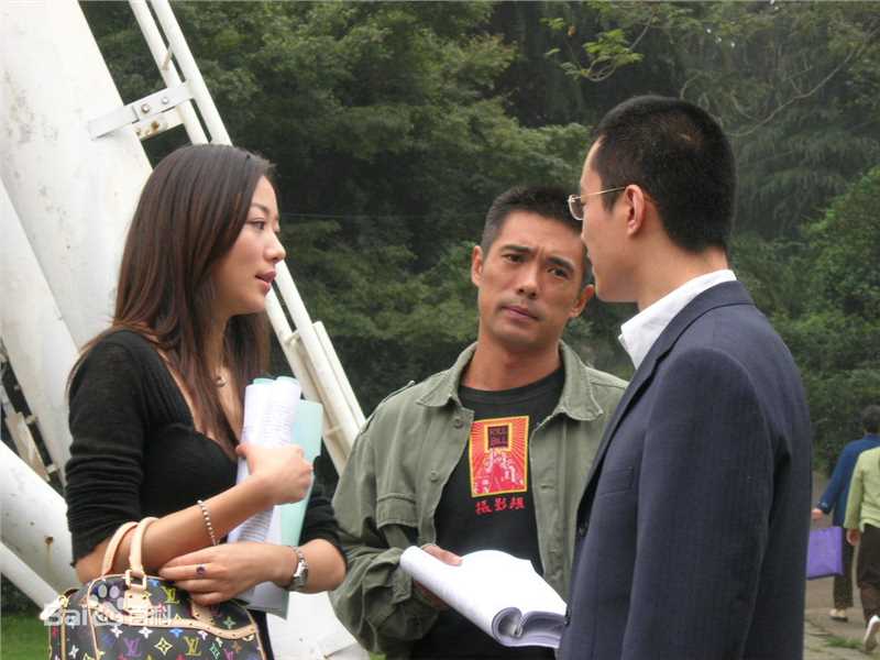 潘婕《不想回家》最优质剧照