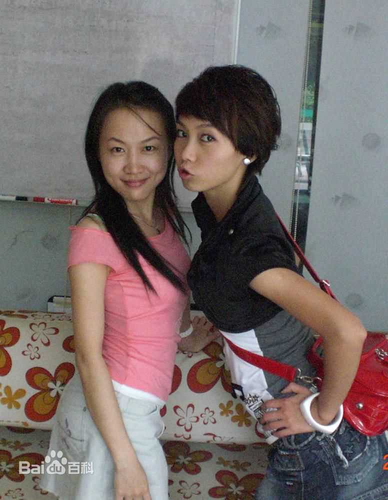 管艺生活照图片图册