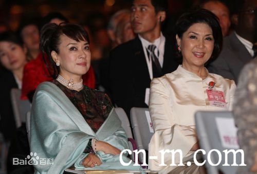 翁倩玉(Judy Ongg、ジュディ オング)和友人图册前后照片