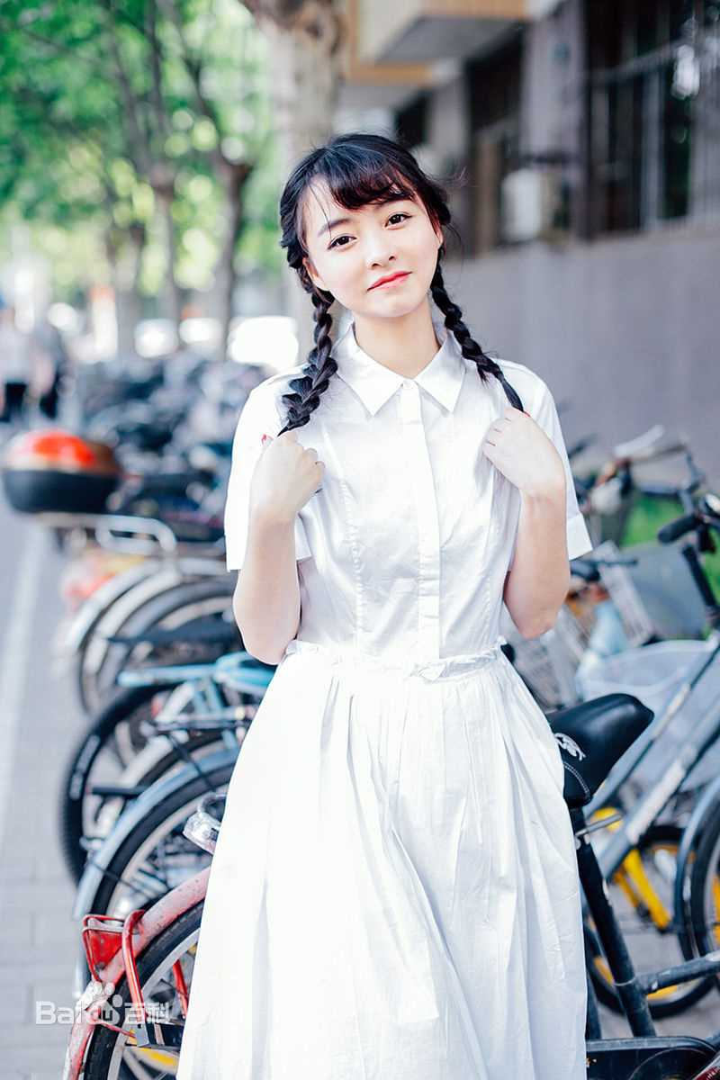 余心恬(Vicky)前后照片