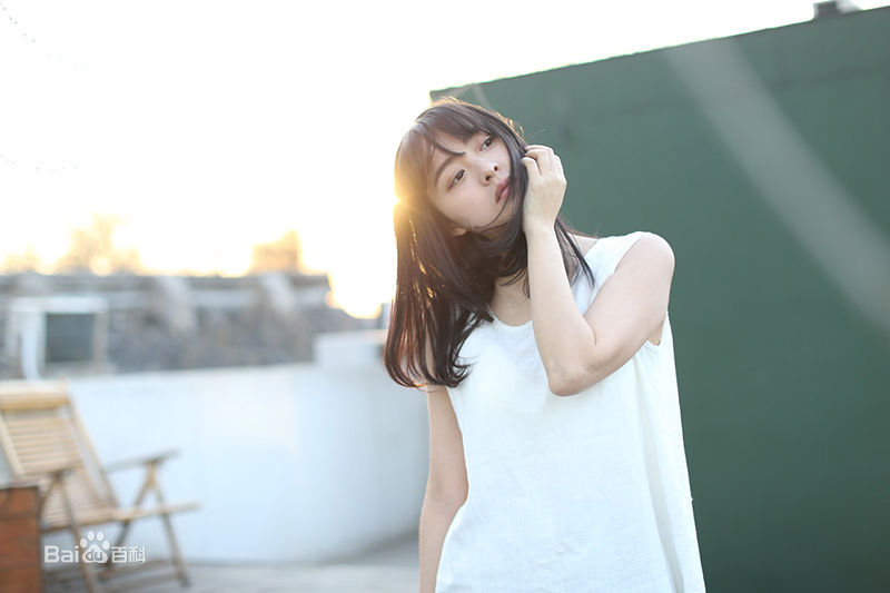 余心恬(Vicky)前后照片