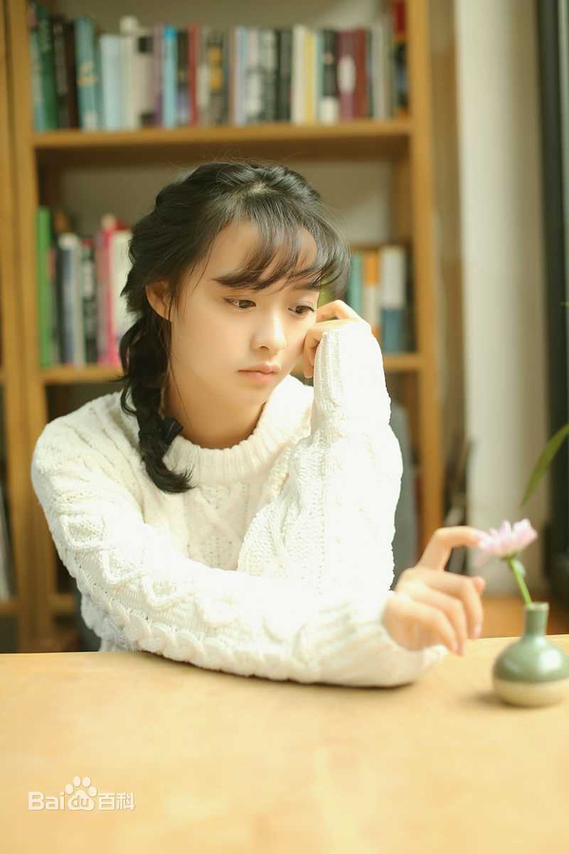 余心恬(Vicky)前后照片