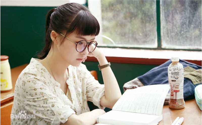 最优质余心恬(Vicky)在《睡在我上铺的兄弟》发布会照中的相册