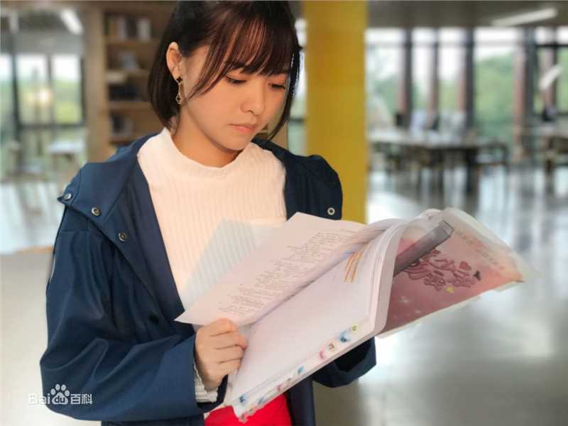 精选余心恬(Vicky)