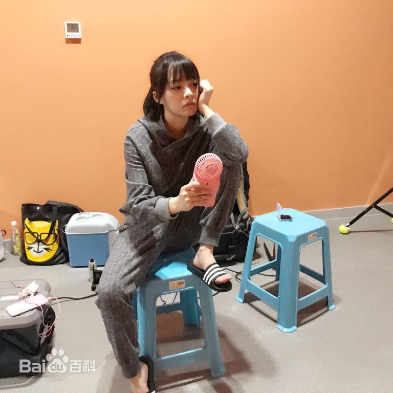 精选余心恬(Vicky)