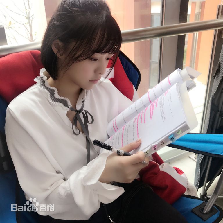 精选余心恬(Vicky)