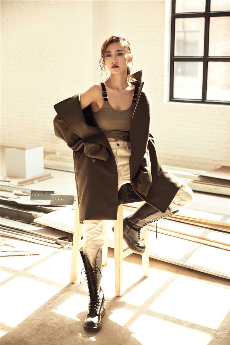 袁中方高清照图册