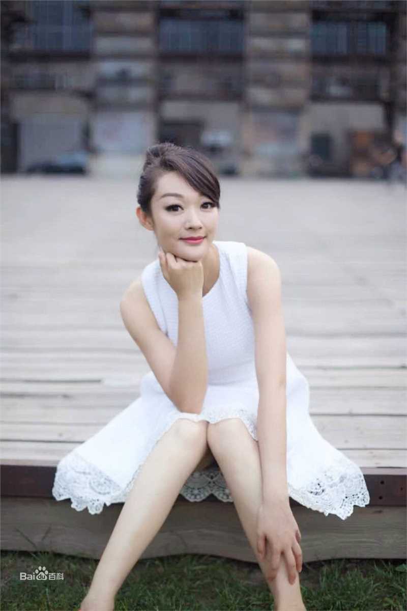 郝婷婷宣传照前后照片