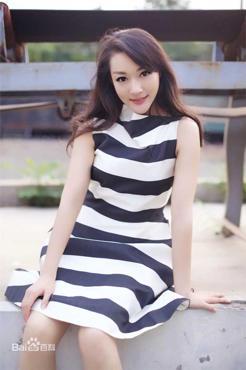 郝婷婷宣传照前后照片