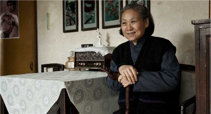 苇青全家福最新剧照