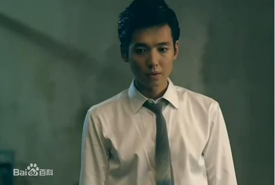 郑敬淏(Jung Kyung Ho)《无情都市》最新剧照