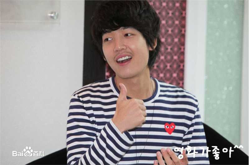 郑敬淏(Jung Kyung Ho)2009年生日会图册