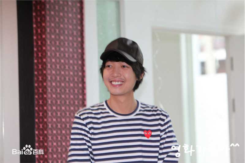 郑敬淏(Jung Kyung Ho)2009年生日会图册