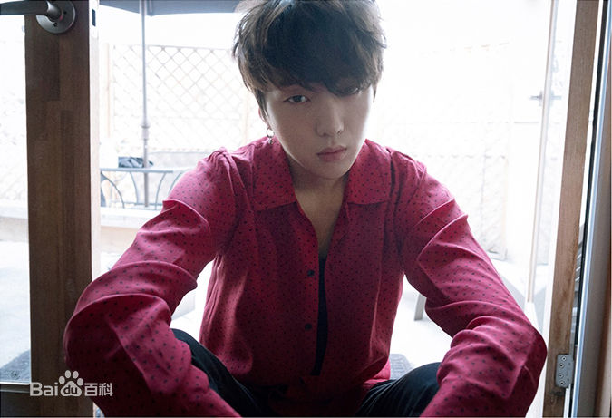 姜昇润(Kang Seung Yoon)活动性感图片壁纸