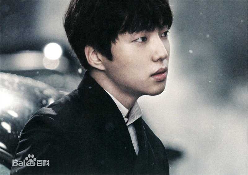 姜昇润(Kang Seung Yoon)活动性感图片壁纸