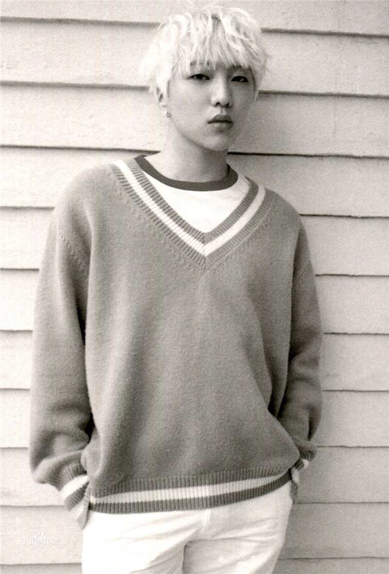 姜昇润(Kang Seung Yoon)活动性感图片壁纸