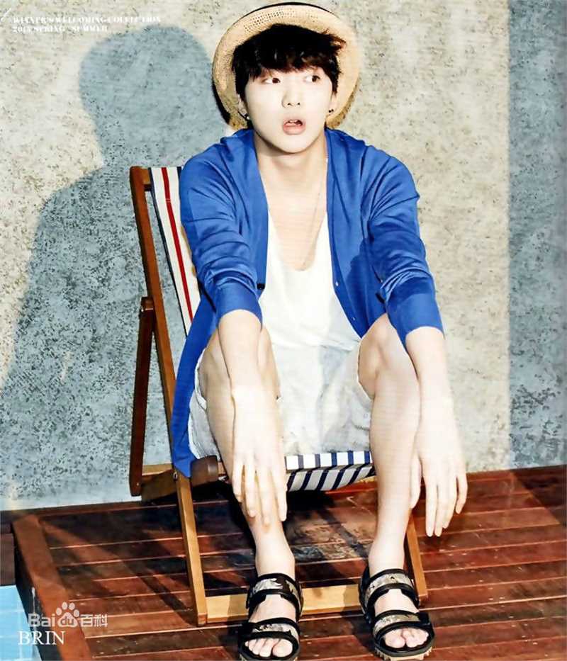 姜昇润(Kang Seung Yoon)活动性感图片壁纸