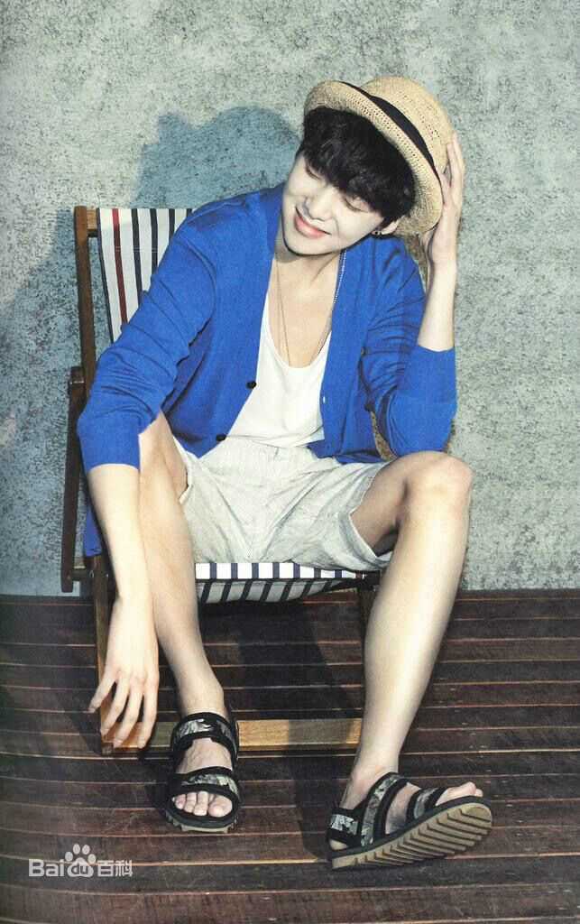 姜昇润(Kang Seung Yoon)活动性感图片壁纸