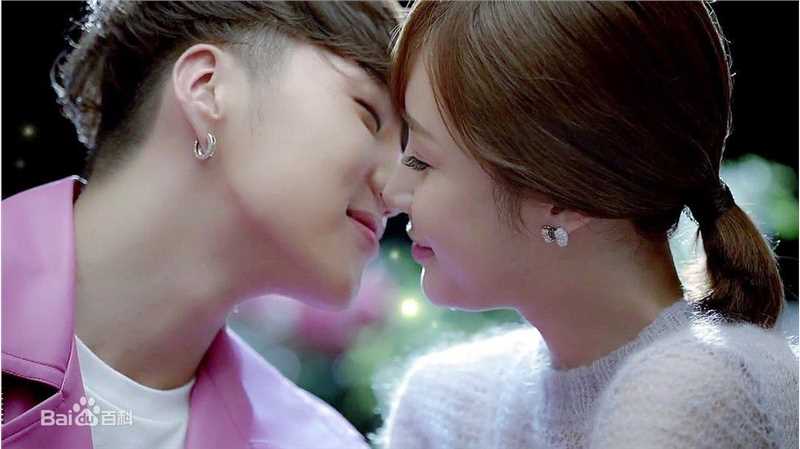 姜昇润(Kang Seung Yoon)活动性感图片壁纸