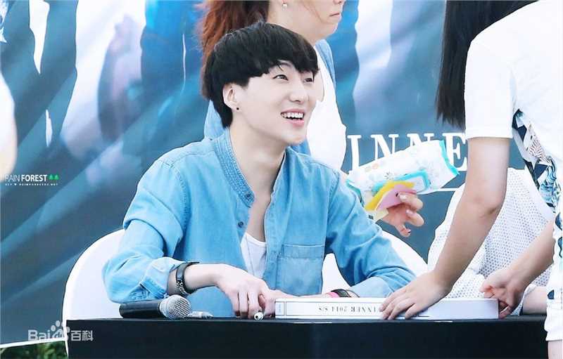 姜昇润(Kang Seung Yoon)舞台素颜照相册