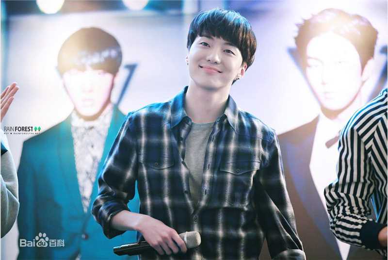 姜昇润(Kang Seung Yoon)舞台素颜照相册