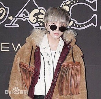 姜昇润(Kang Seung Yoon)K素颜照相册