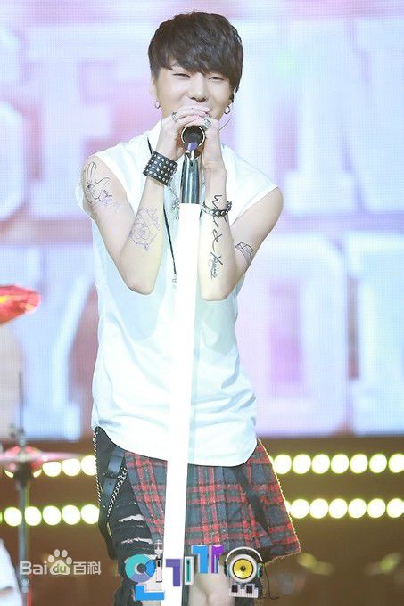 姜昇润(Kang Seung Yoon)专辑素颜照相册