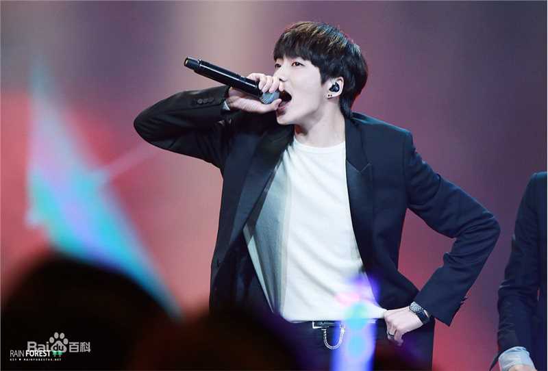 姜昇润(Kang Seung Yoon)专辑素颜照相册