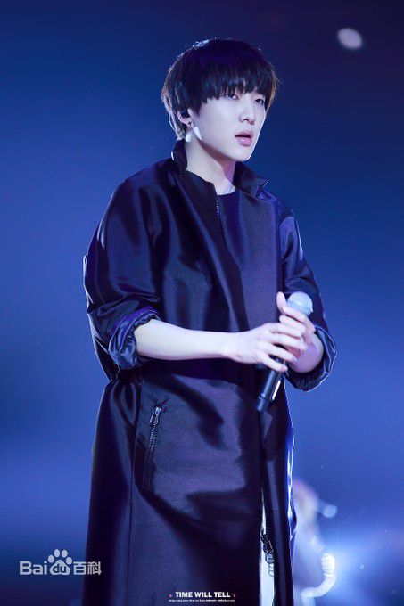 姜昇润(Kang Seung Yoon)专辑素颜照相册