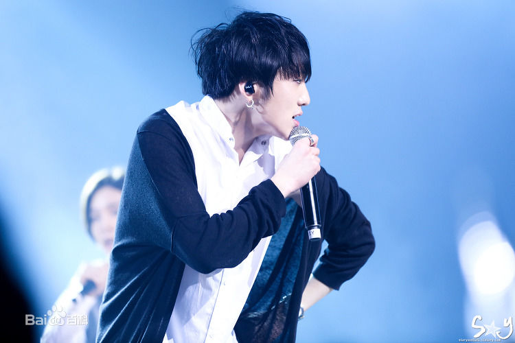 姜昇润(Kang Seung Yoon)专辑素颜照相册