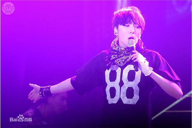 姜昇润(Kang Seung Yoon)专辑素颜照相册