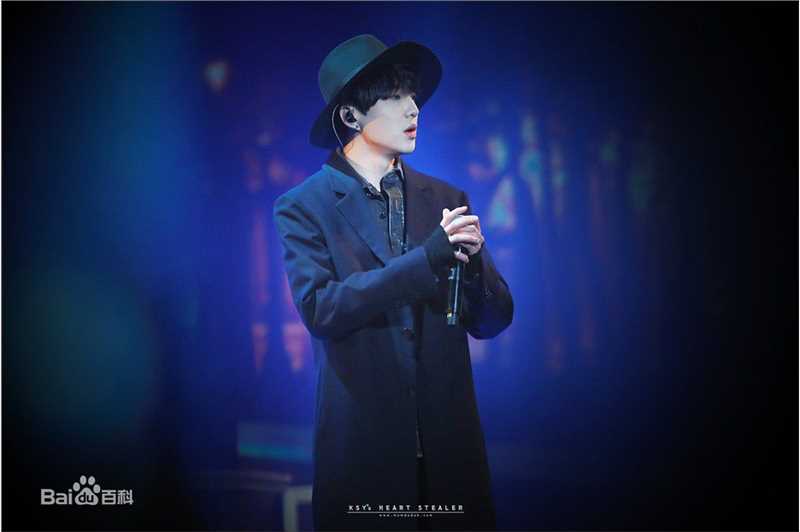 姜昇润(Kang Seung Yoon)专辑素颜照相册