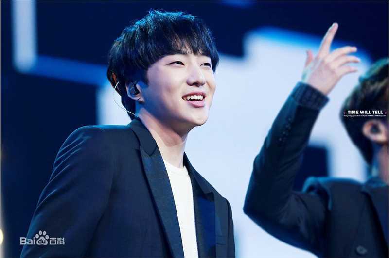 姜昇润(Kang Seung Yoon)专辑素颜照相册