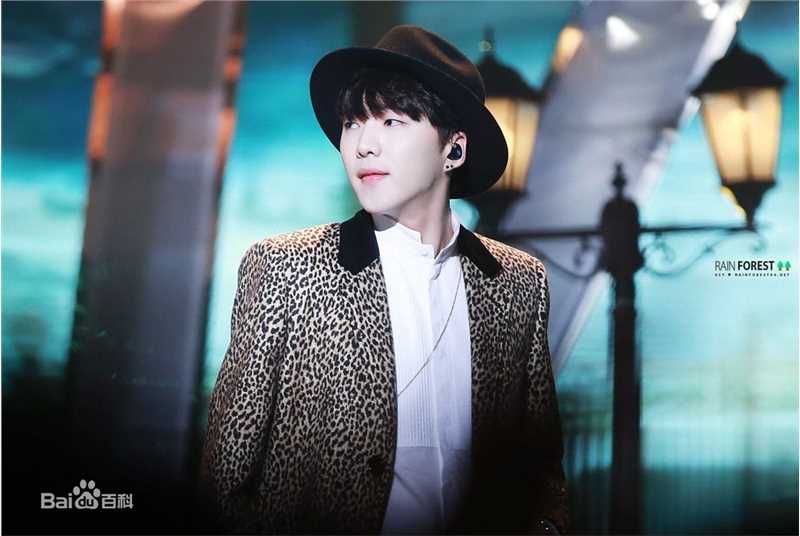 姜昇润(Kang Seung Yoon)专辑素颜照相册