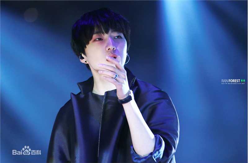 姜昇润(Kang Seung Yoon)专辑素颜照相册