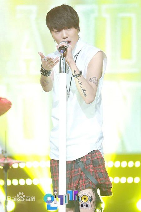 姜昇润(Kang Seung Yoon)专辑素颜照相册