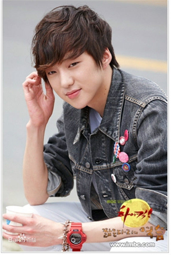 姜昇润(Kang Seung Yoon)活动性感图片图集