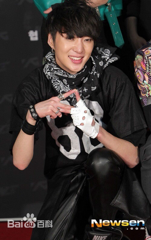 姜昇润(Kang Seung Yoon)S生活照