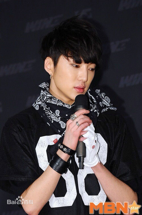 姜昇润(Kang Seung Yoon)S生活照