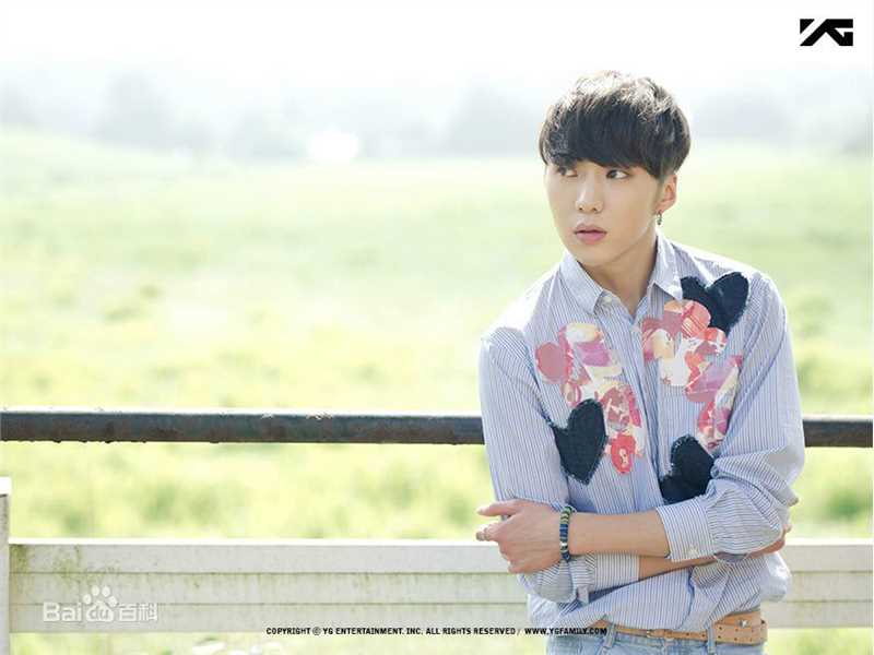 姜昇润(Kang Seung Yoon)WILD素颜照相册