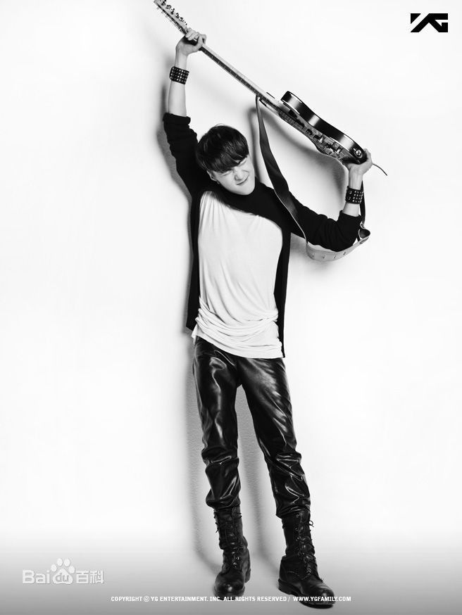 姜昇润(Kang Seung Yoon)WILD素颜照相册