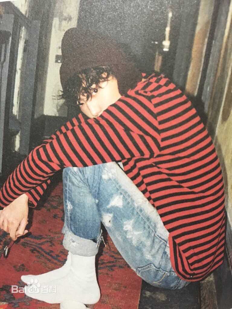 姜昇润(Kang Seung Yoon)SOLO壁纸壁纸