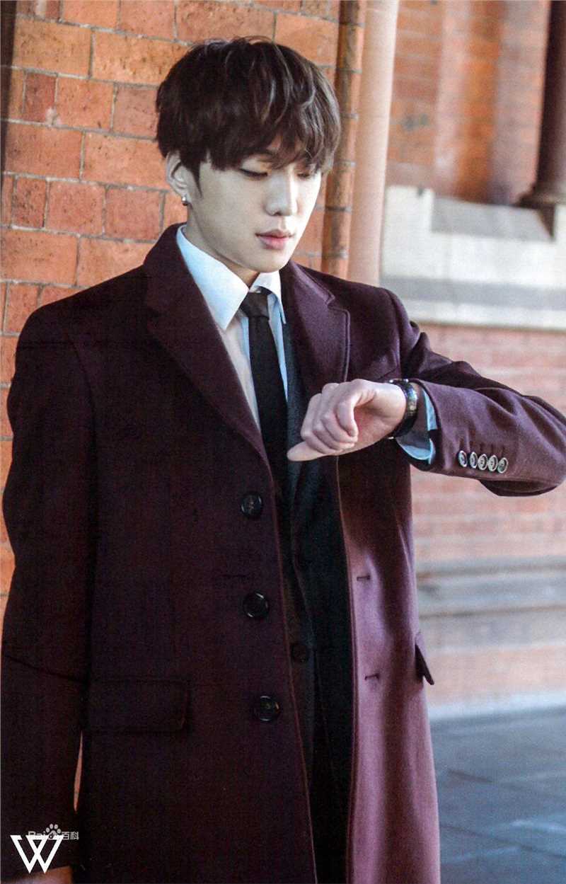 姜昇润(Kang Seung Yoon)SOLO壁纸壁纸