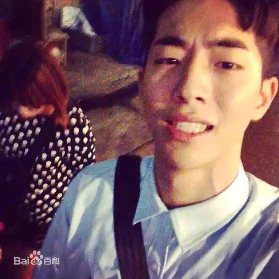 南柱赫(Nam Joo Hyuk)生活照素颜照相册