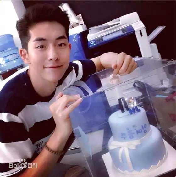 南柱赫(Nam Joo Hyuk)生活照素颜照相册