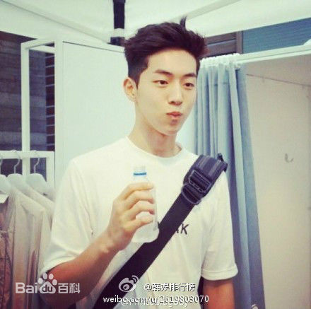 南柱赫(Nam Joo Hyuk)生活照素颜照相册