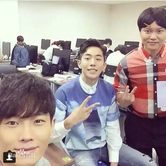 南柱赫(Nam Joo Hyuk)生活照素颜照相册