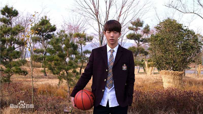 南柱赫(Nam Joo Hyuk)在《Who Are You-学校2015》韩以安中的